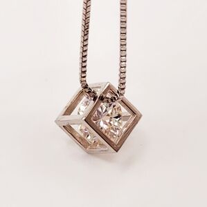 Floating 0.5 carat moissanite pendant